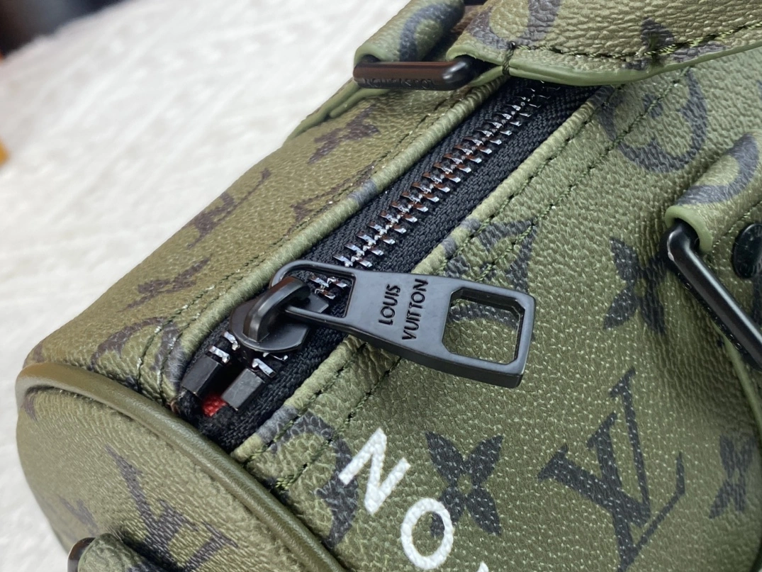 Elegant 8946 Louis Vuitton AAA Quality Handbags For Women - Image 6