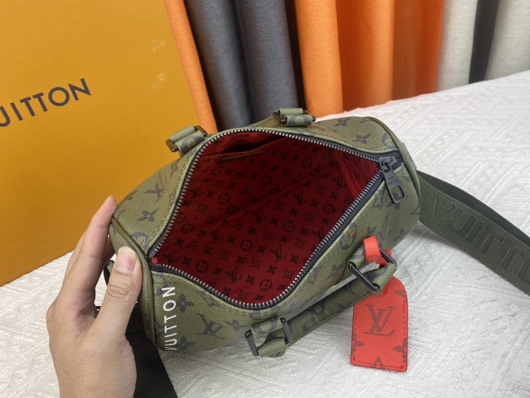 Elegant 8946 Louis Vuitton AAA Quality Handbags For Women - Image 7