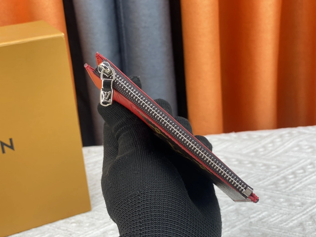 EyeCatching 7298 Louis Vuitton LV Card Case For Women - Image 6