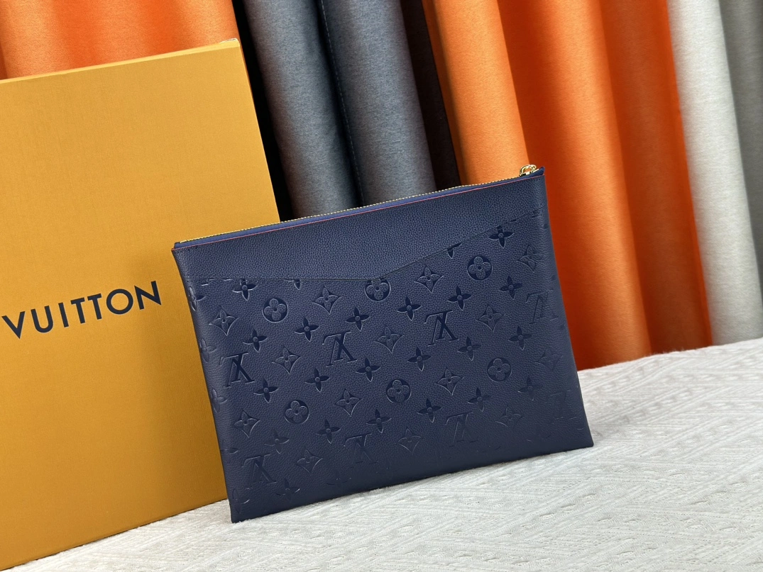 Fashionable 6471 Louis Vuitton LV Wallets For Unisex - Image 3