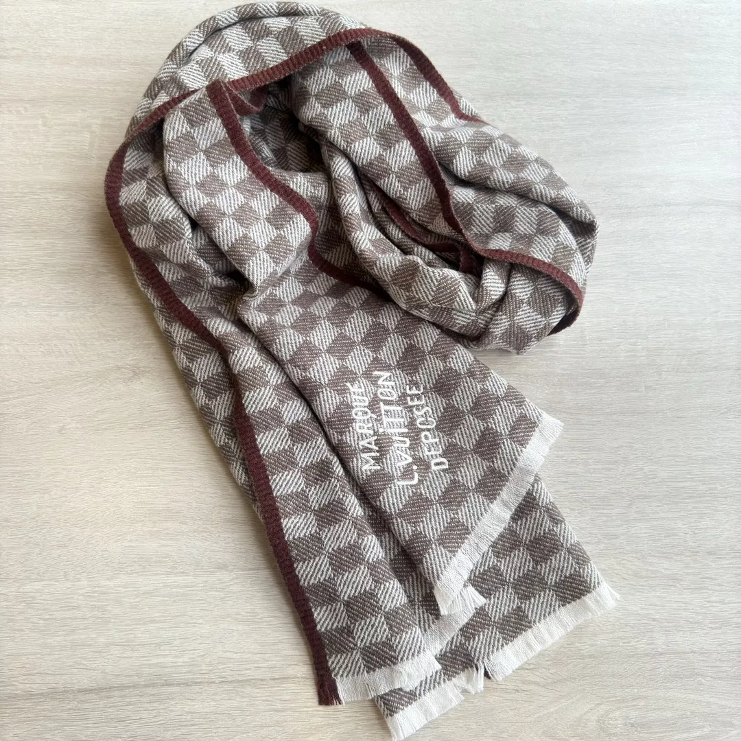 Fashionable 9045 Louis Vuitton Scarf For Unisex - Image 5