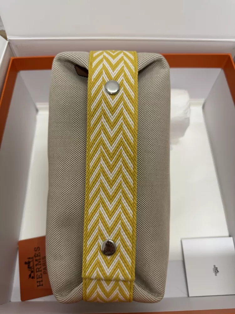 Fashionable 9544 Hermes AAA Quality Handbags For Women - Image 4