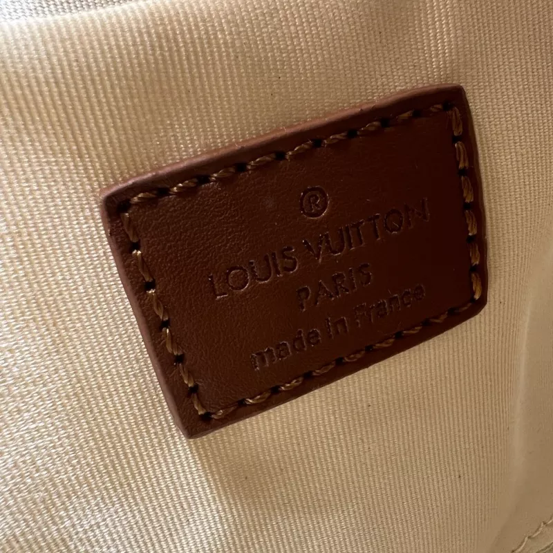 Flexible 2497 Louis Vuitton AAA Quality Handbags For Women - Image 7