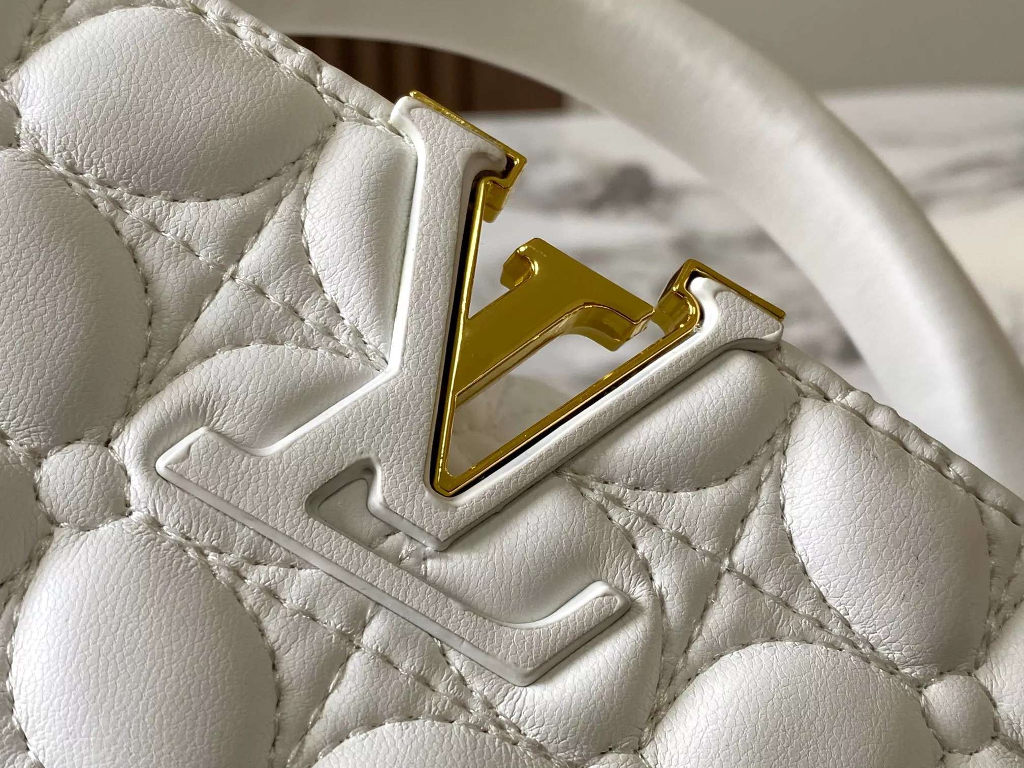 Functional 8834 Louis Vuitton AAA Quality Messenger Bags For Women - Image 5