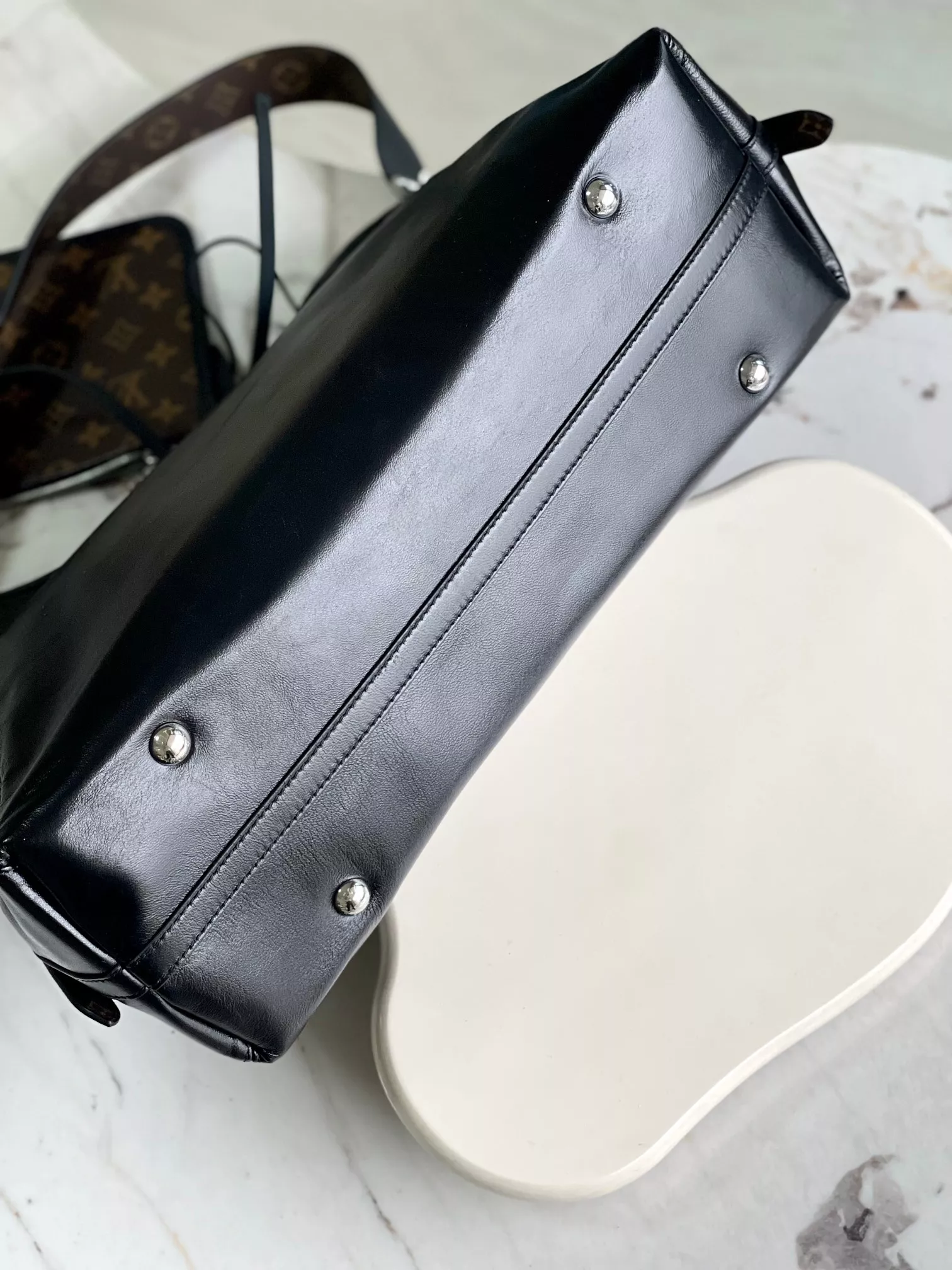 GoAnywhere 5421 Louis Vuitton AAA Quality Shoulder Bags For Women - Image 8