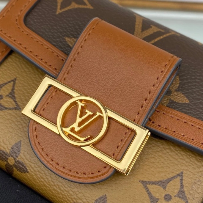 GoodFit 5070 Louis Vuitton AAA Quality Wallets For Women - Image 3