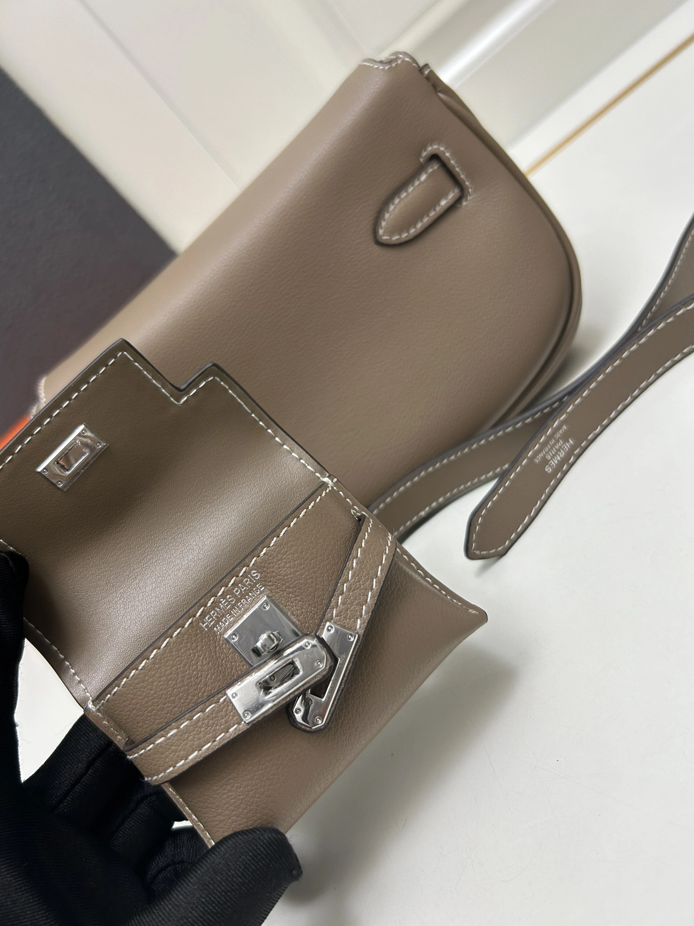 Hermes AAA Quality Belt Bags For Women Refined 5298 - Image 7