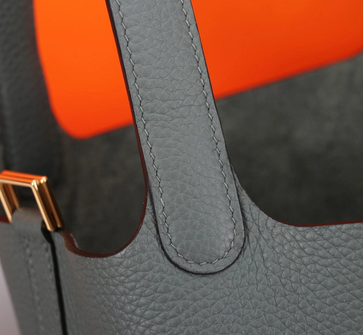 Hermes AAA Quality Handbags For Women Practical 2964 - Image 3