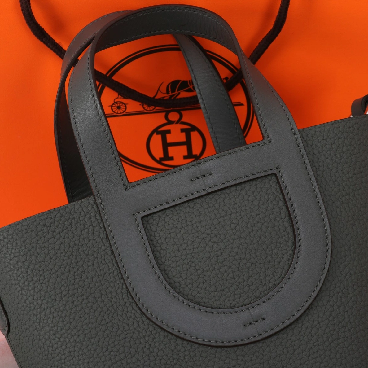 Hermes AAA Quality Handbags In Silver For Women Comfortable 3180 - Image 4