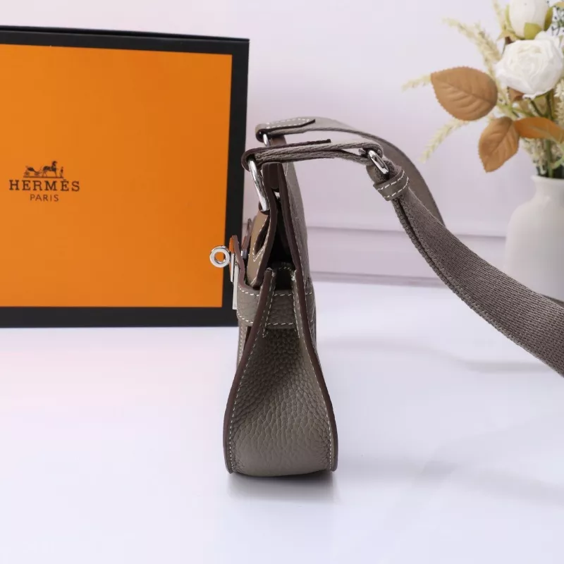 Hermes AAA Quality Messenger Bags For Unisex Reliable 331 - Image 3