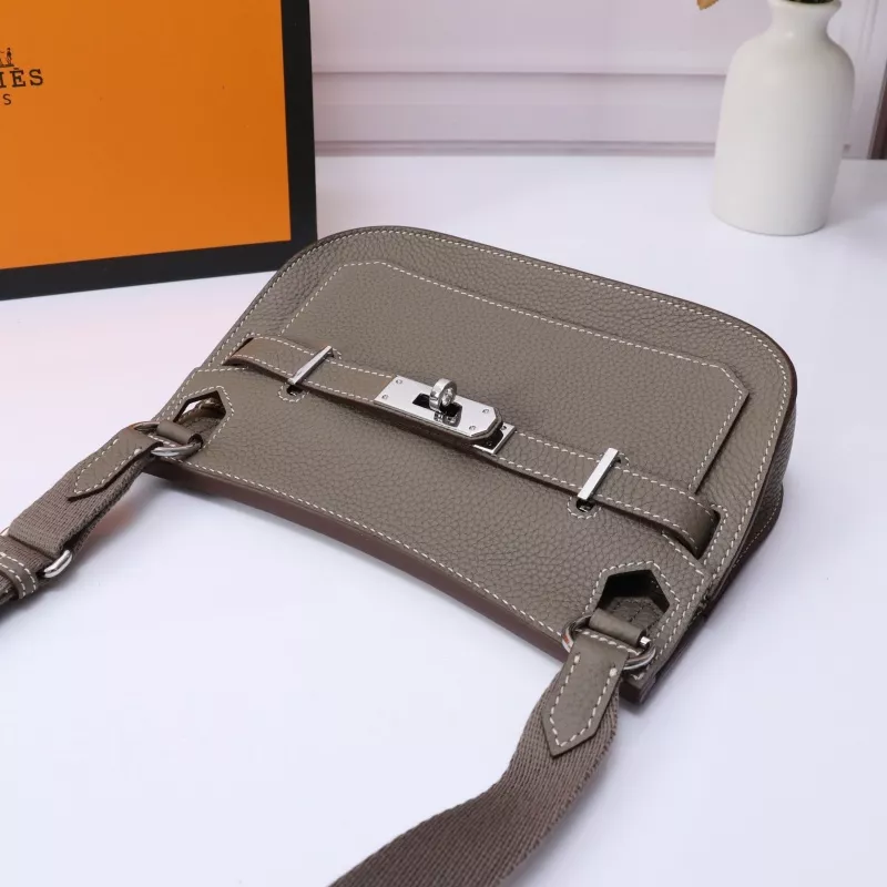 Hermes AAA Quality Messenger Bags For Unisex Reliable 331 - Image 5