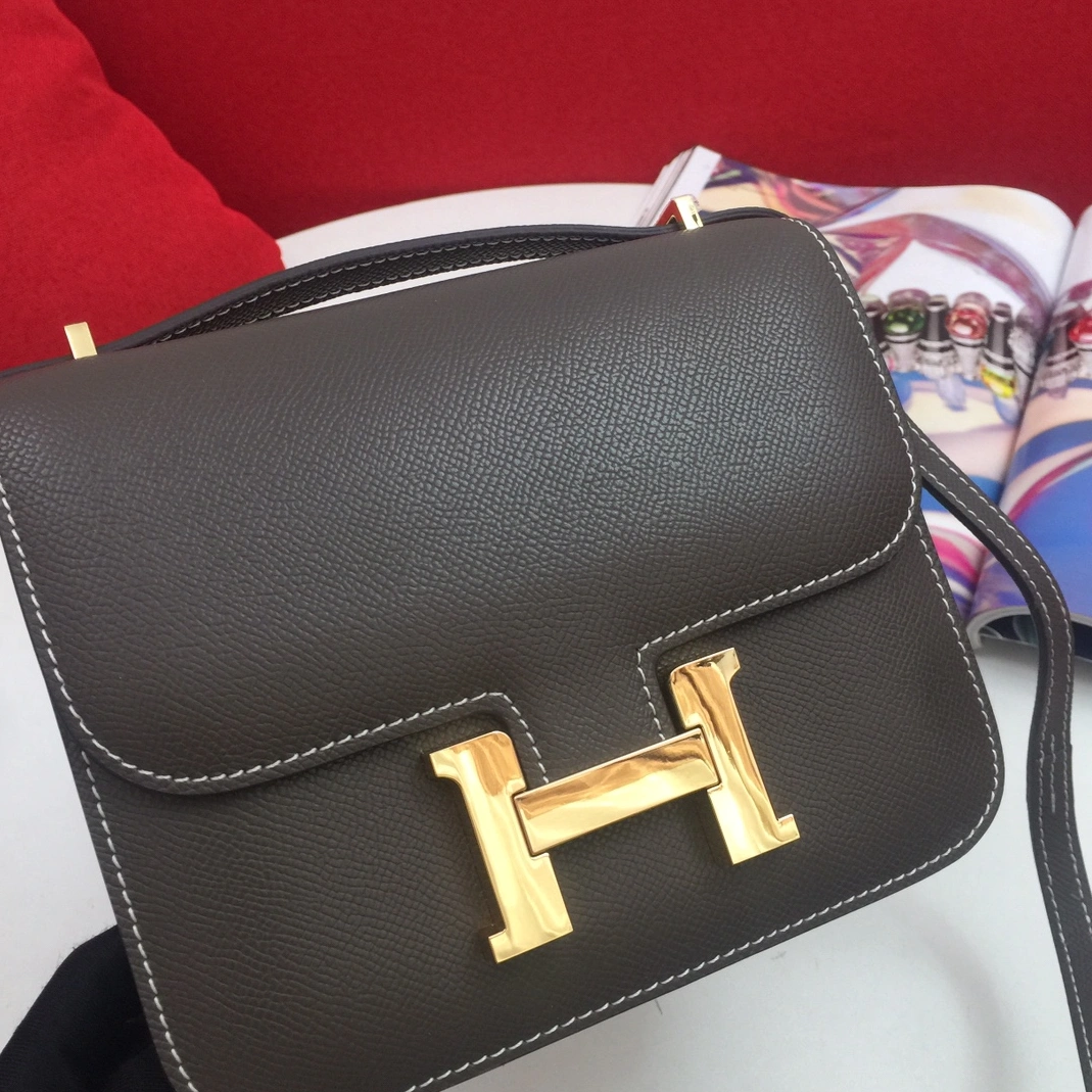 Hermes AAA Quality Messenger Bags For Women AllSeason 7022 - Image 3