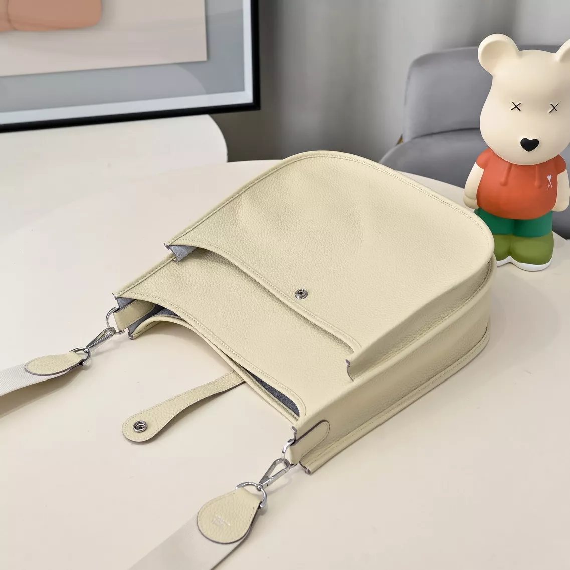 Hermes AAA Quality Messenger Bags For Women Classic 7492 - Image 6