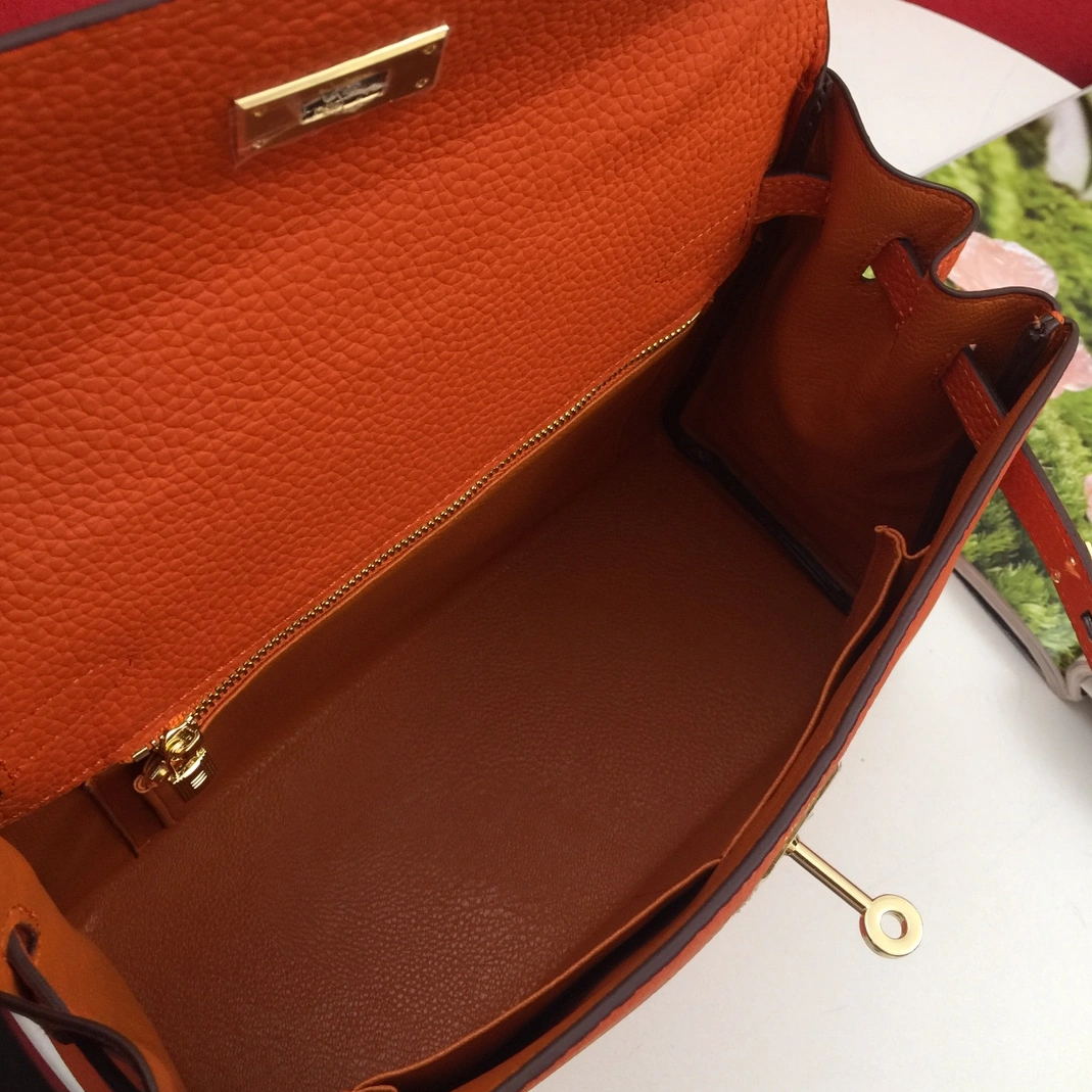 Hermes AAA Quality Messenger Bags For Women Comfortable 9756 - Image 8