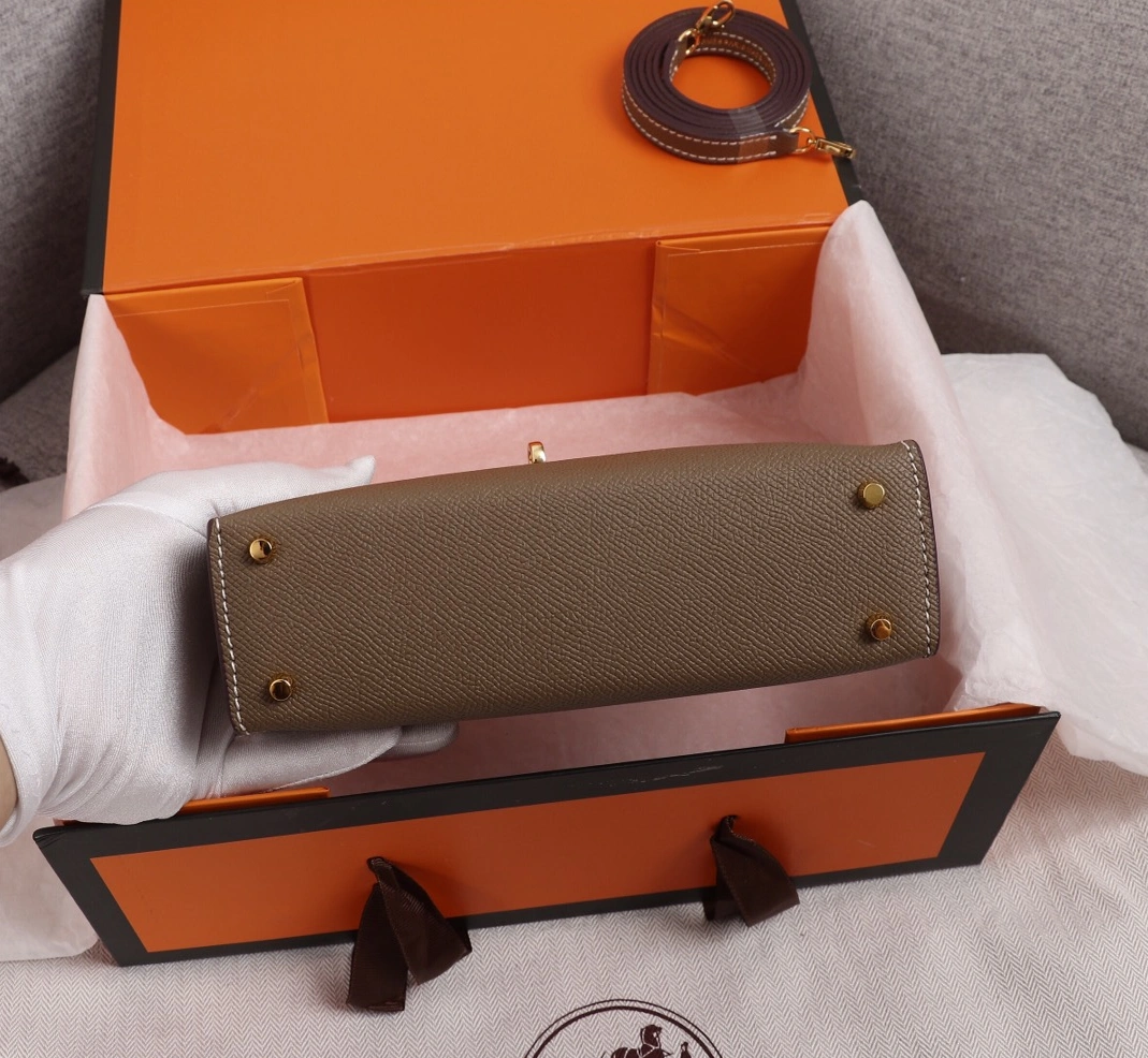 Hermes AAA Quality Messenger Bags For Women Elegant 6185 - Image 4