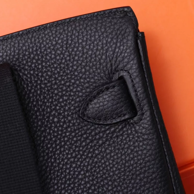 Hermes AAA Quality Messenger Bags In Black For Unisex SportInspired 627 - Image 4