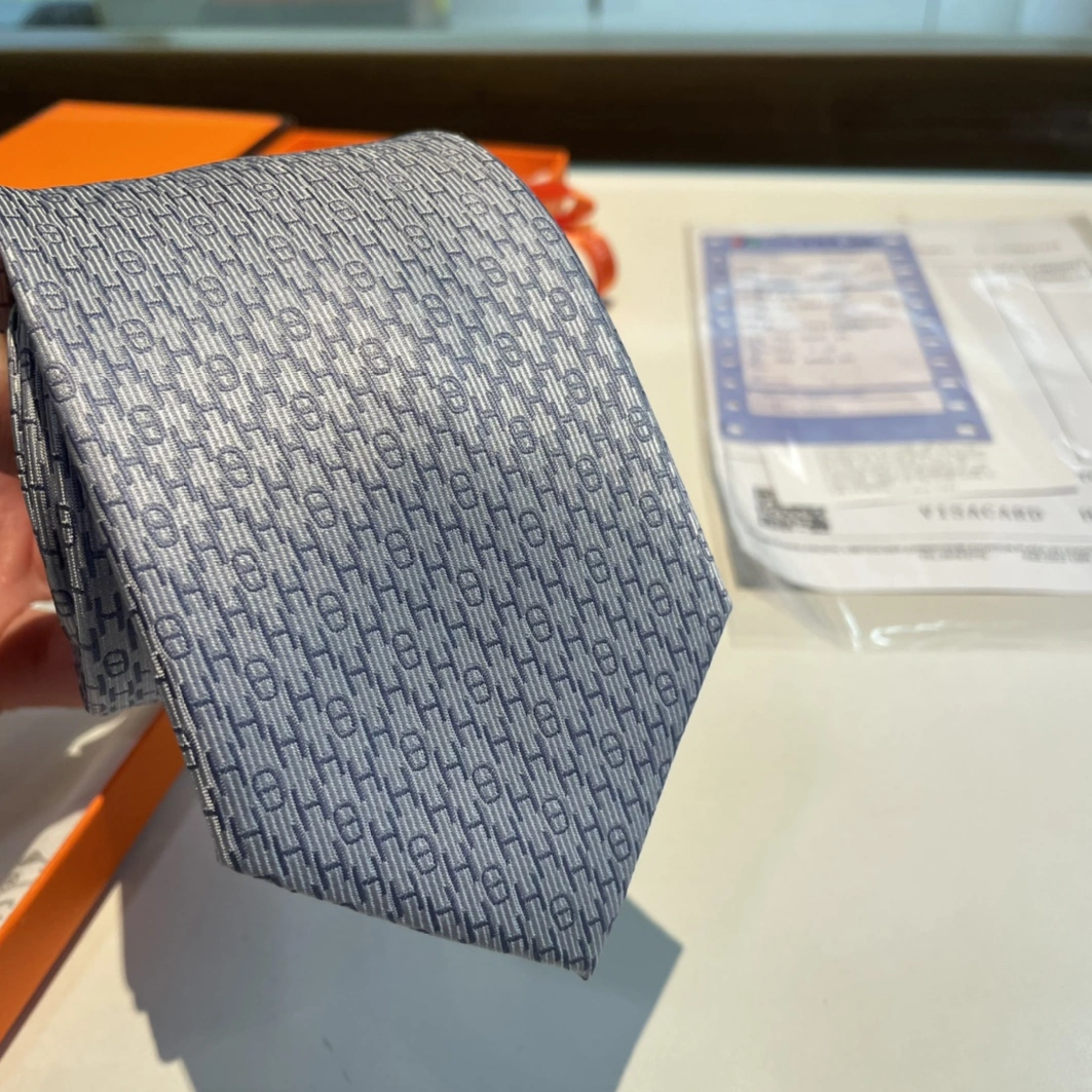 Hermes Necktie For Men Timeless 5771 - Image 4