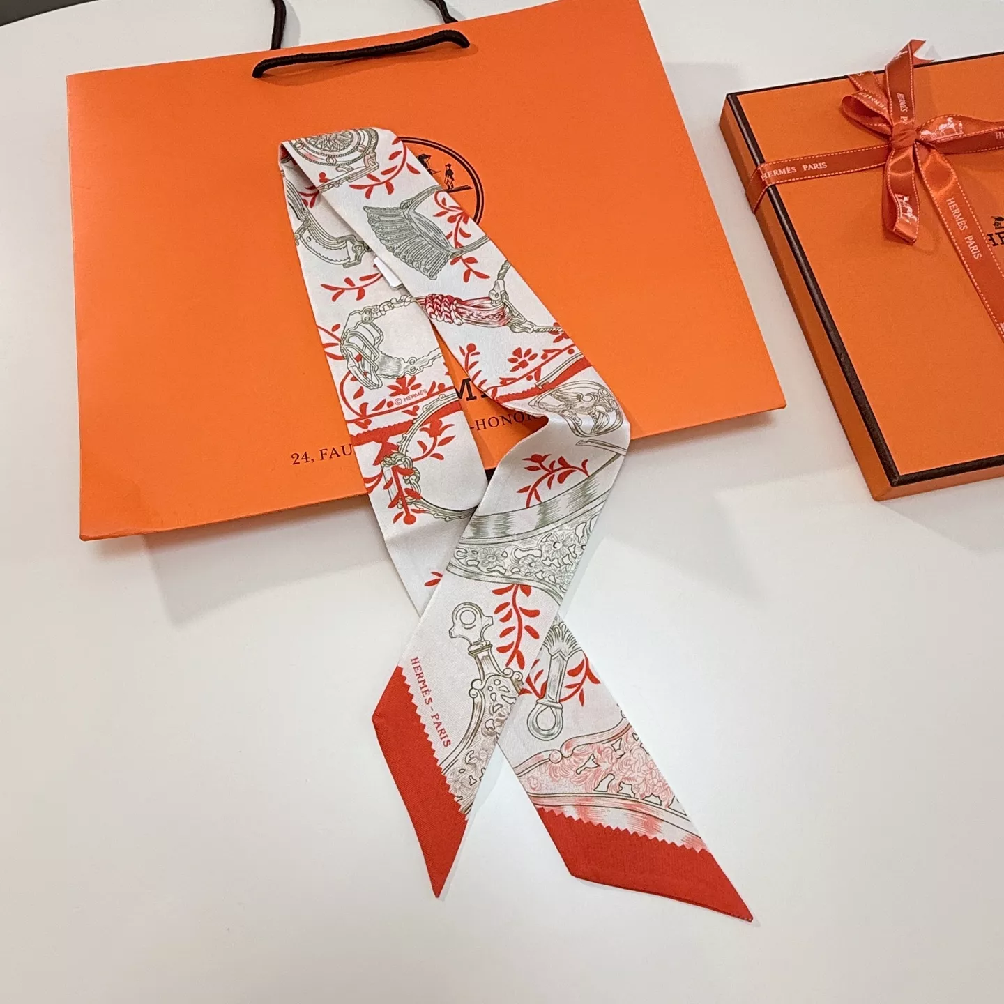 Hermes Silk Scarf Lightweight 5044 - Image 3