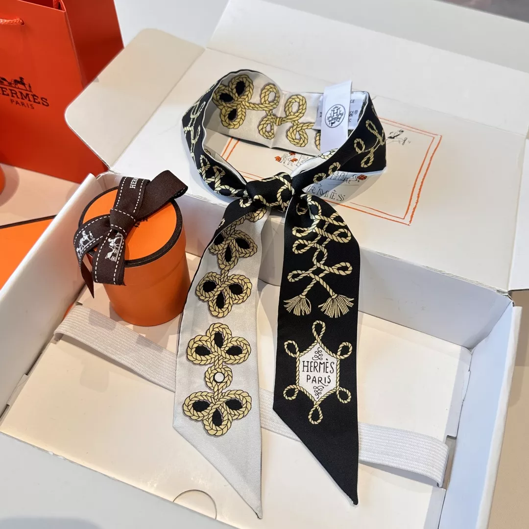 Hermes Silk Scarf SmartChoice 5786 - Image 4