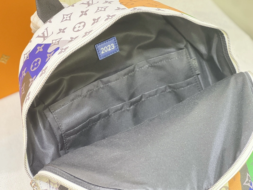 Louis Vuitton AAA Quality Backpacks For Unisex DailyWear 858 - Image 7