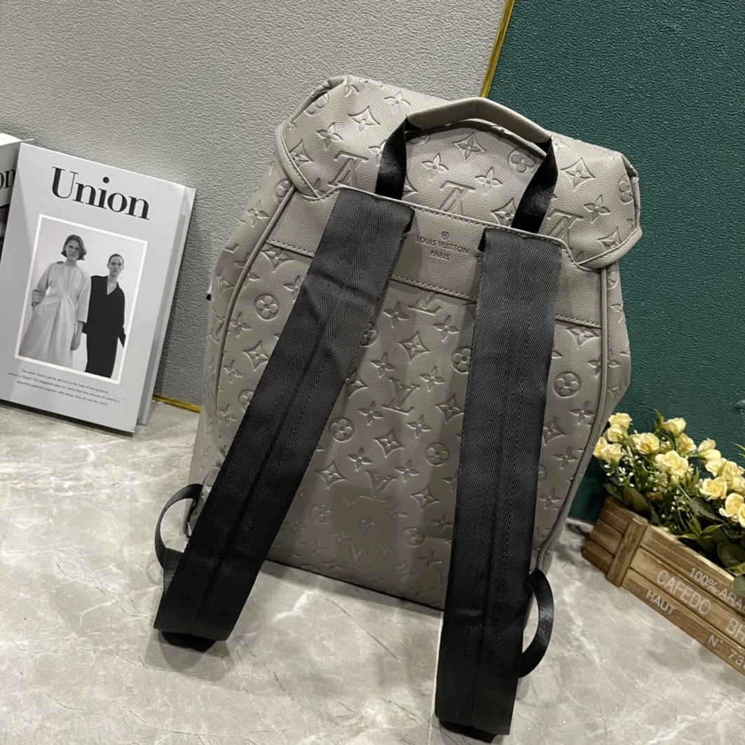 Louis Vuitton AAA Quality Backpacks For Unisex Trendy 6975 - Image 3