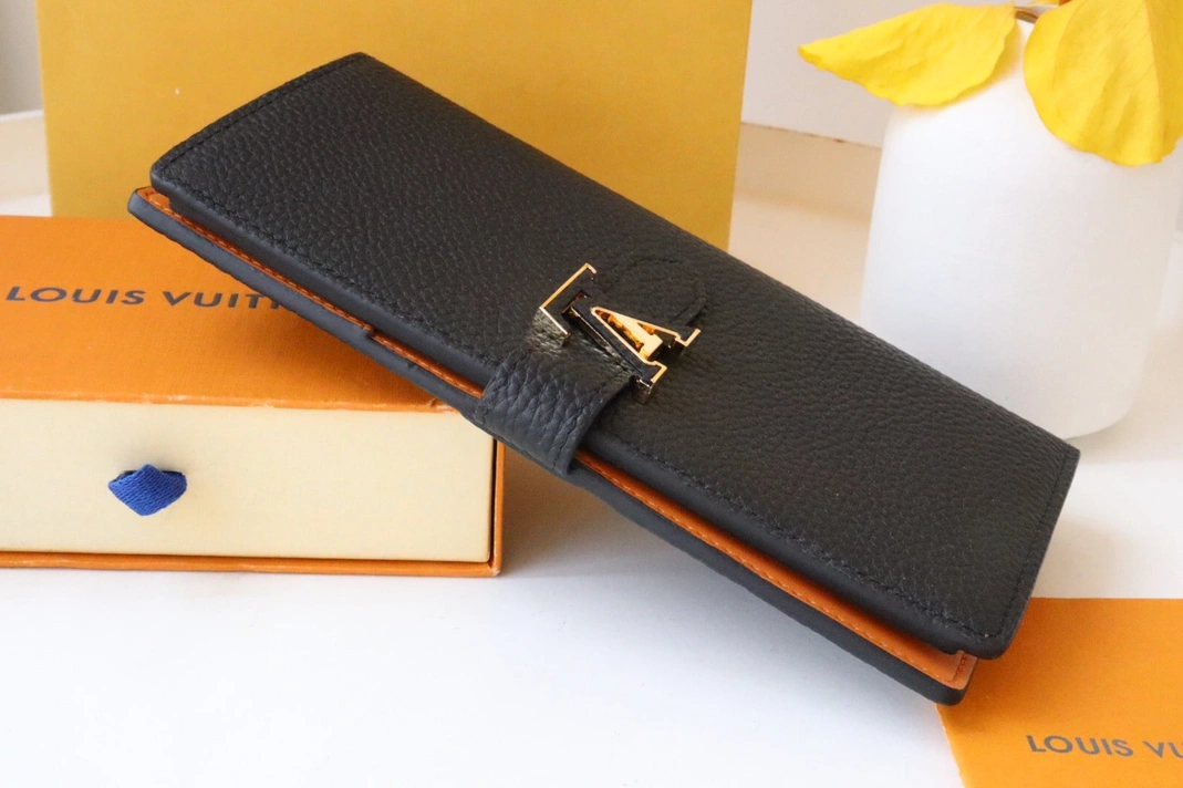 Louis Vuitton AAA Quality Card Case BestValue 3142 - Image 4