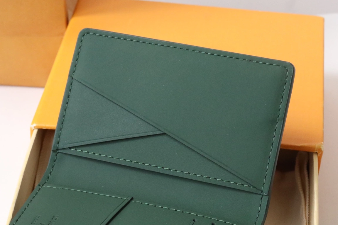 Louis Vuitton AAA Quality Card Case Efficient 4653 - Image 6