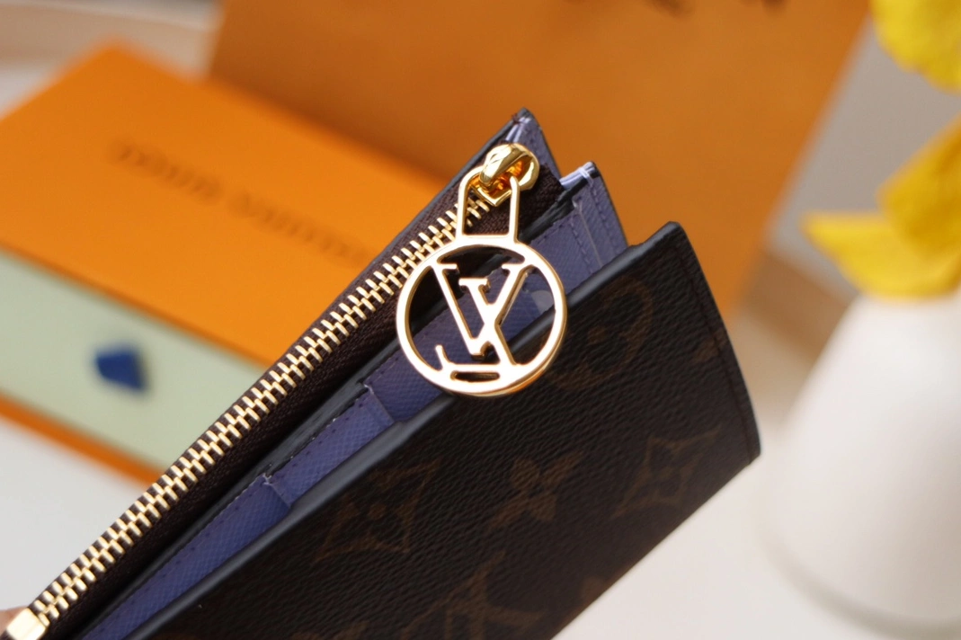 Louis Vuitton AAA Quality Card Case In Purple Cozy 1164 - Image 4