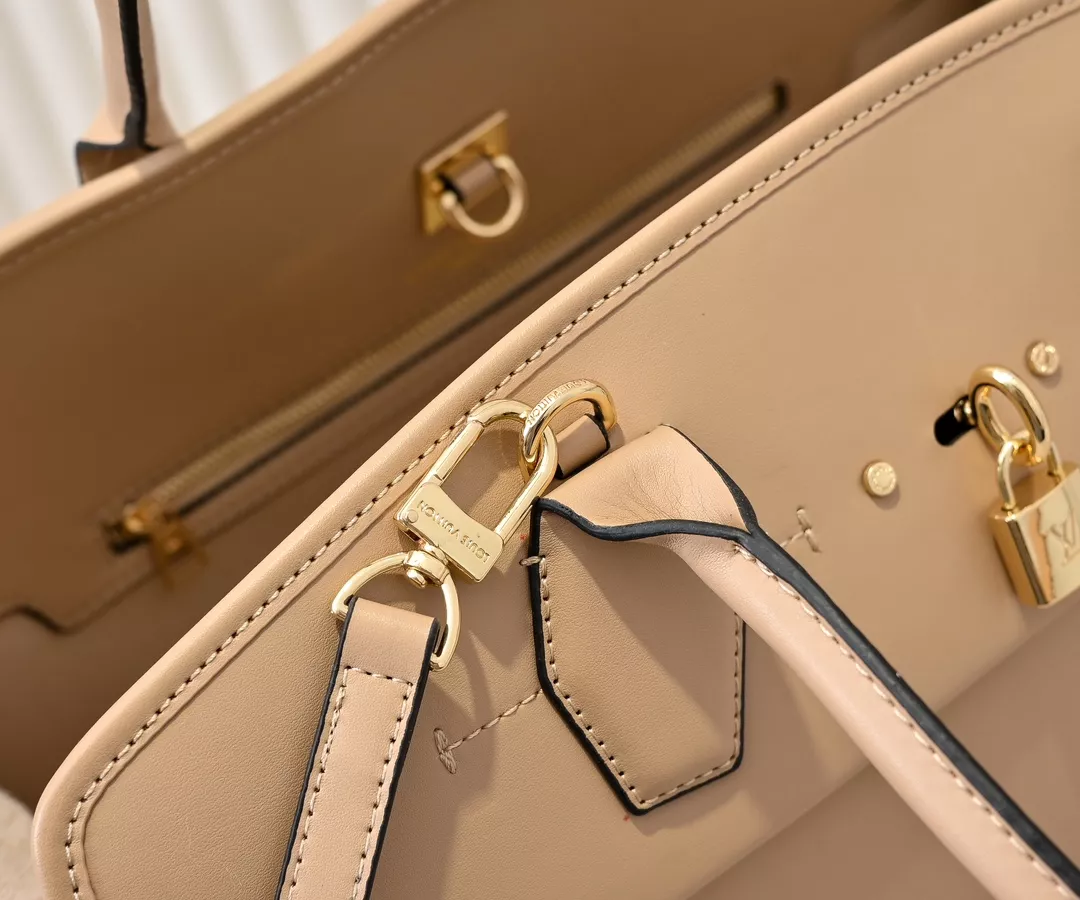 Louis Vuitton AAA Quality Handbags For Women Bold 9447 - Image 6