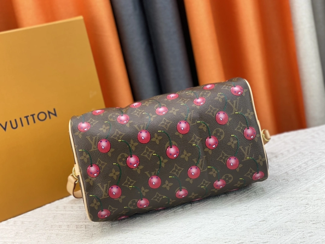 Louis Vuitton AAA Quality Handbags For Women Fashionable 7632 - Image 5