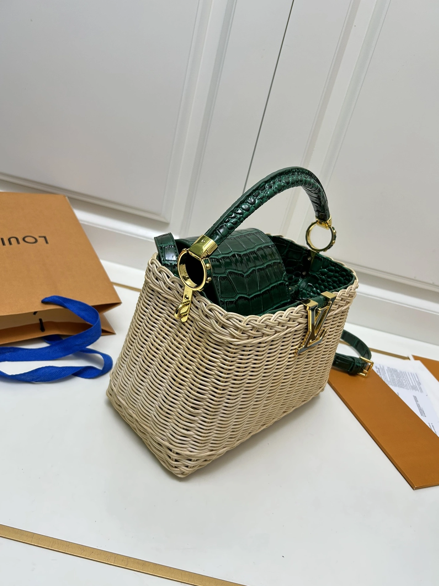 Louis Vuitton AAA Quality Handbags For Women ModernLook 2627 - Image 5