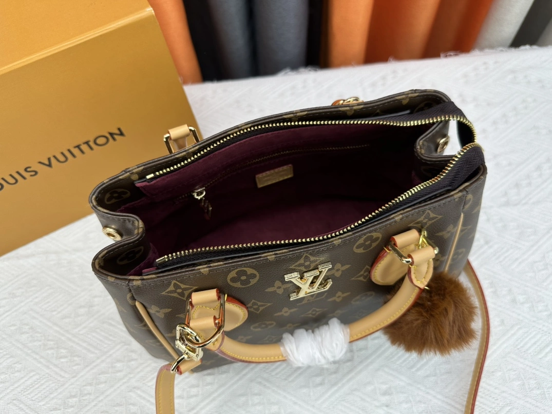 Louis Vuitton AAA Quality Handbags For Women Popular 9029 - Image 7