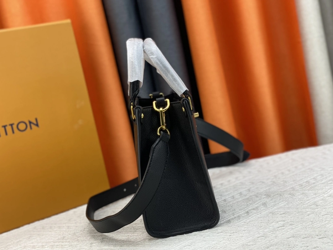 Louis Vuitton AAA Quality Handbags For Women Practical 4855 - Image 3