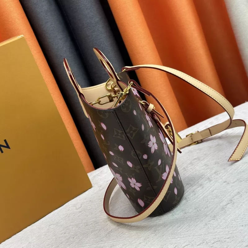 Louis Vuitton AAA Quality Handbags For Women SmartChoice 4674 - Image 3