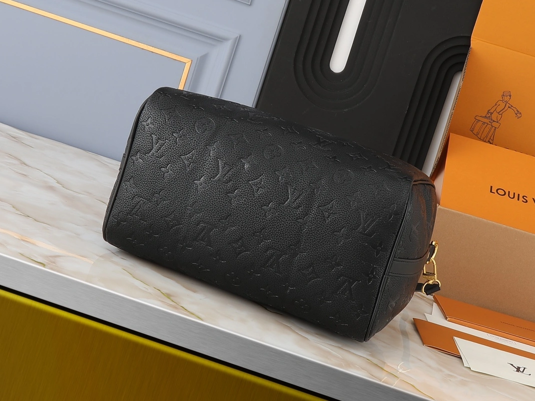 Louis Vuitton AAA Quality Handbags For Women SmartChoice 924 - Image 3