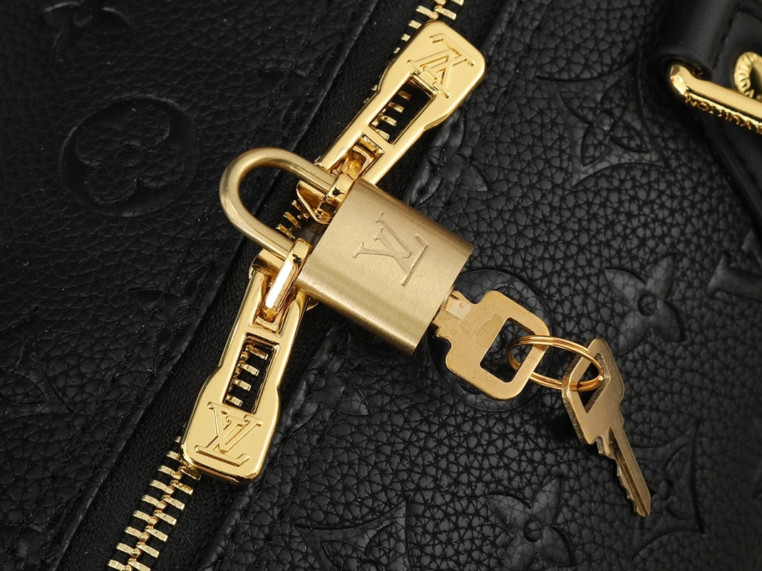 Louis Vuitton AAA Quality Handbags For Women SmartChoice 924 - Image 5