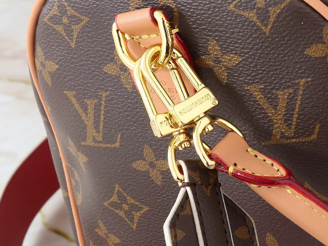 Louis Vuitton AAA Quality Handbags For Women Trendsetting 7863 - Image 7