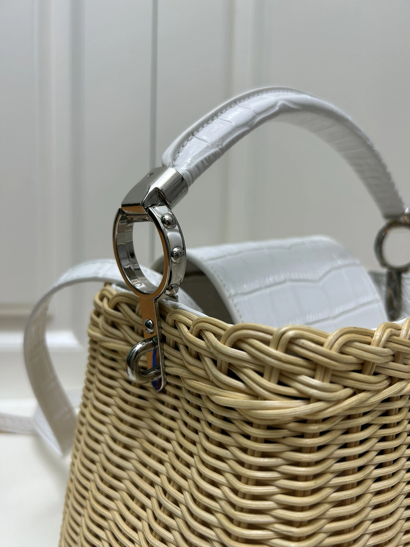 Louis Vuitton AAA Quality Handbags For Women Vibrant 1759 - Image 6