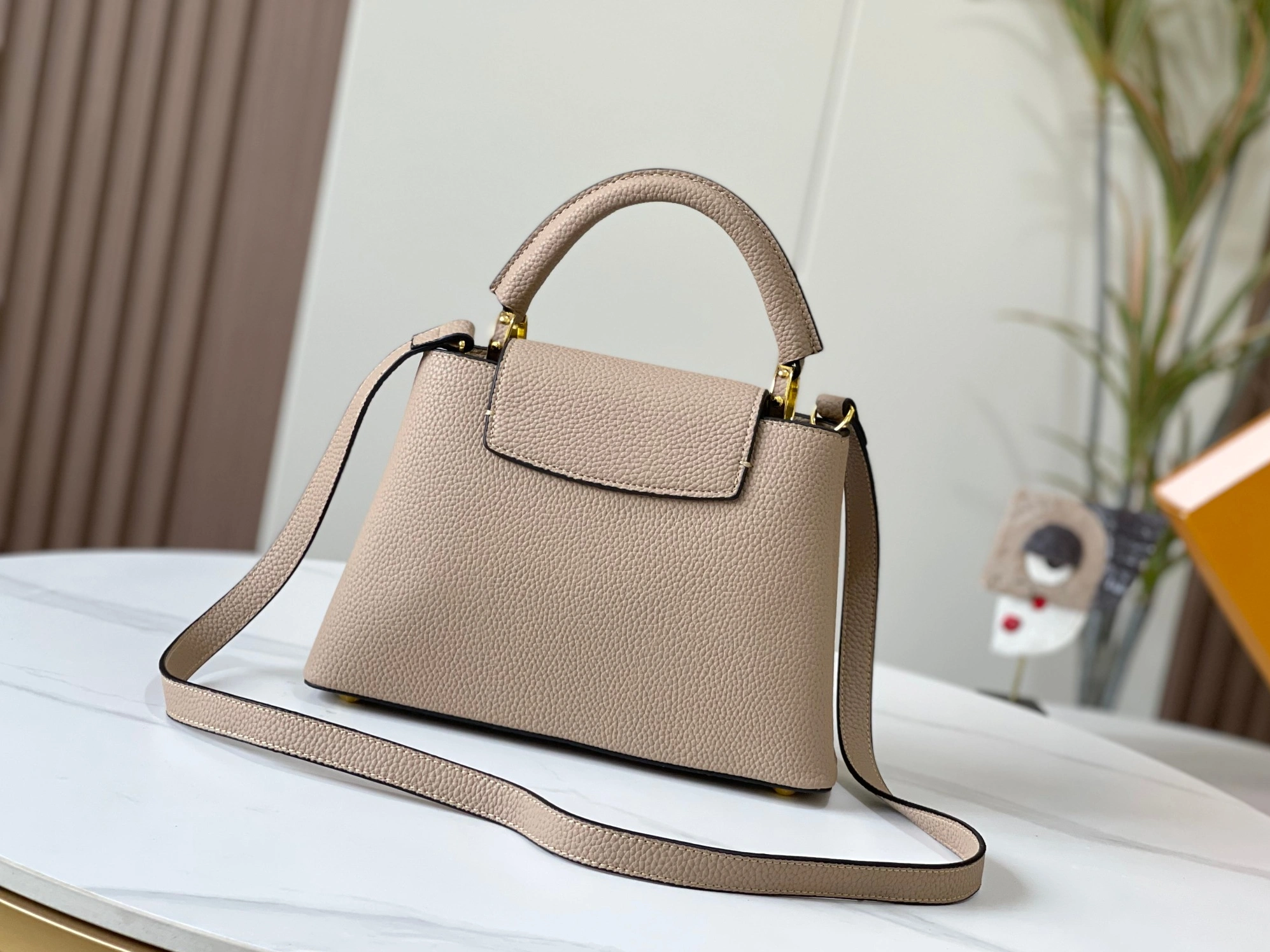 Louis Vuitton AAA Quality Messenger Bags For Women Functional 8078 - Image 3