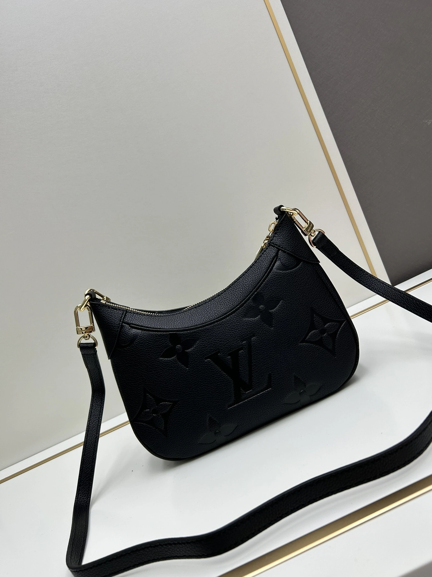 Louis Vuitton AAA Quality Shoulder Bags For Women BestValue 6032 - Image 3