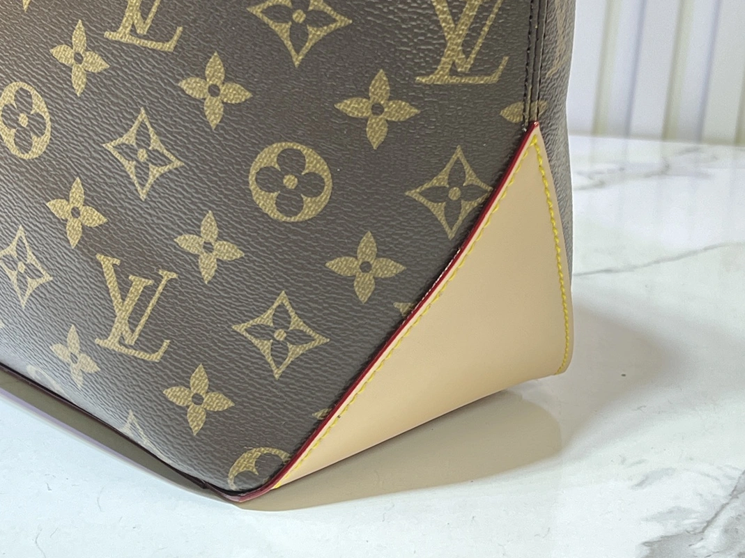 Louis Vuitton AAA Quality Shoulder Bags For Women GoodFit 3396 - Image 5