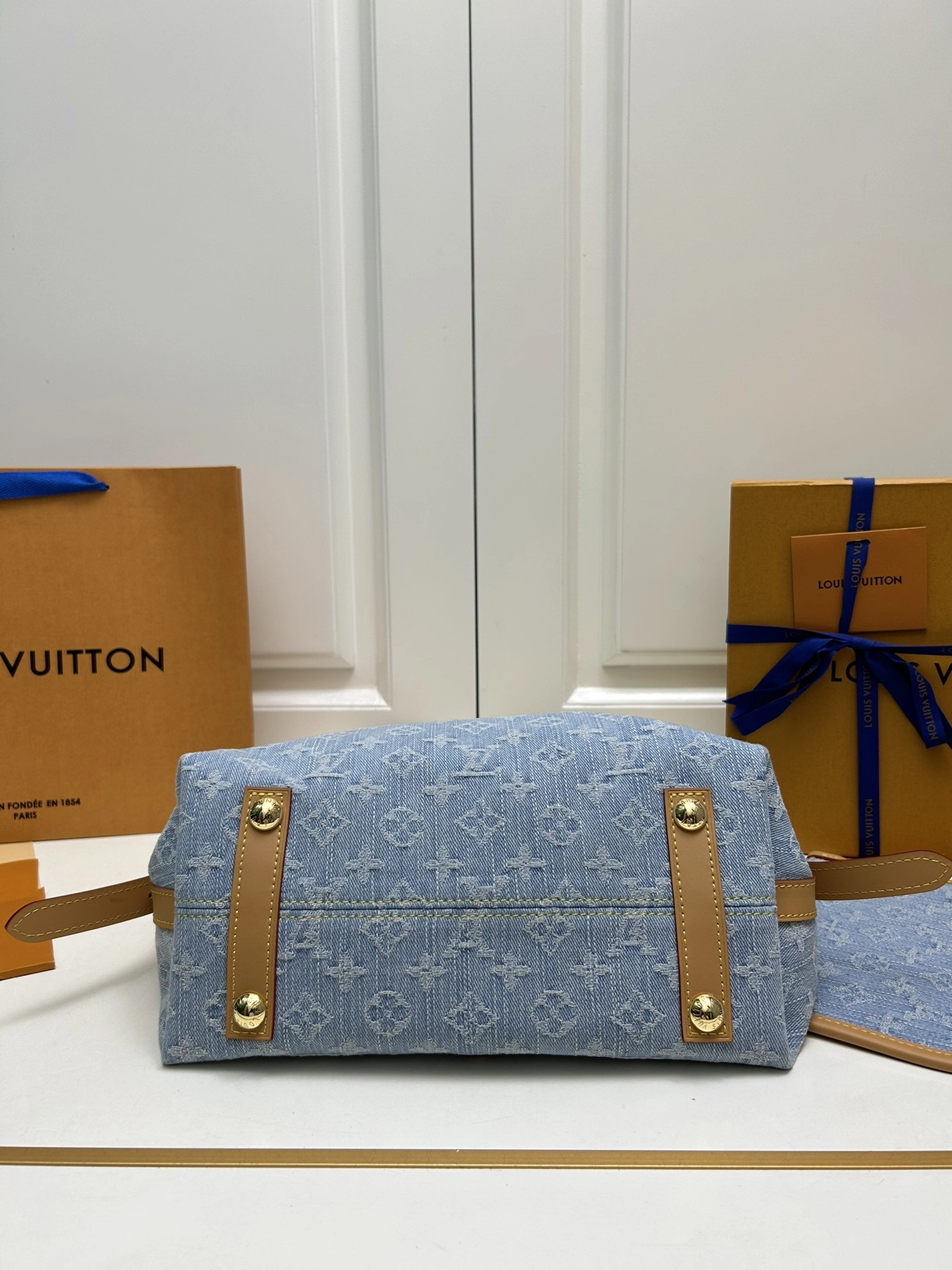 Louis Vuitton AAA Quality Shoulder Bags For Women GoodFit 6456 - Image 6