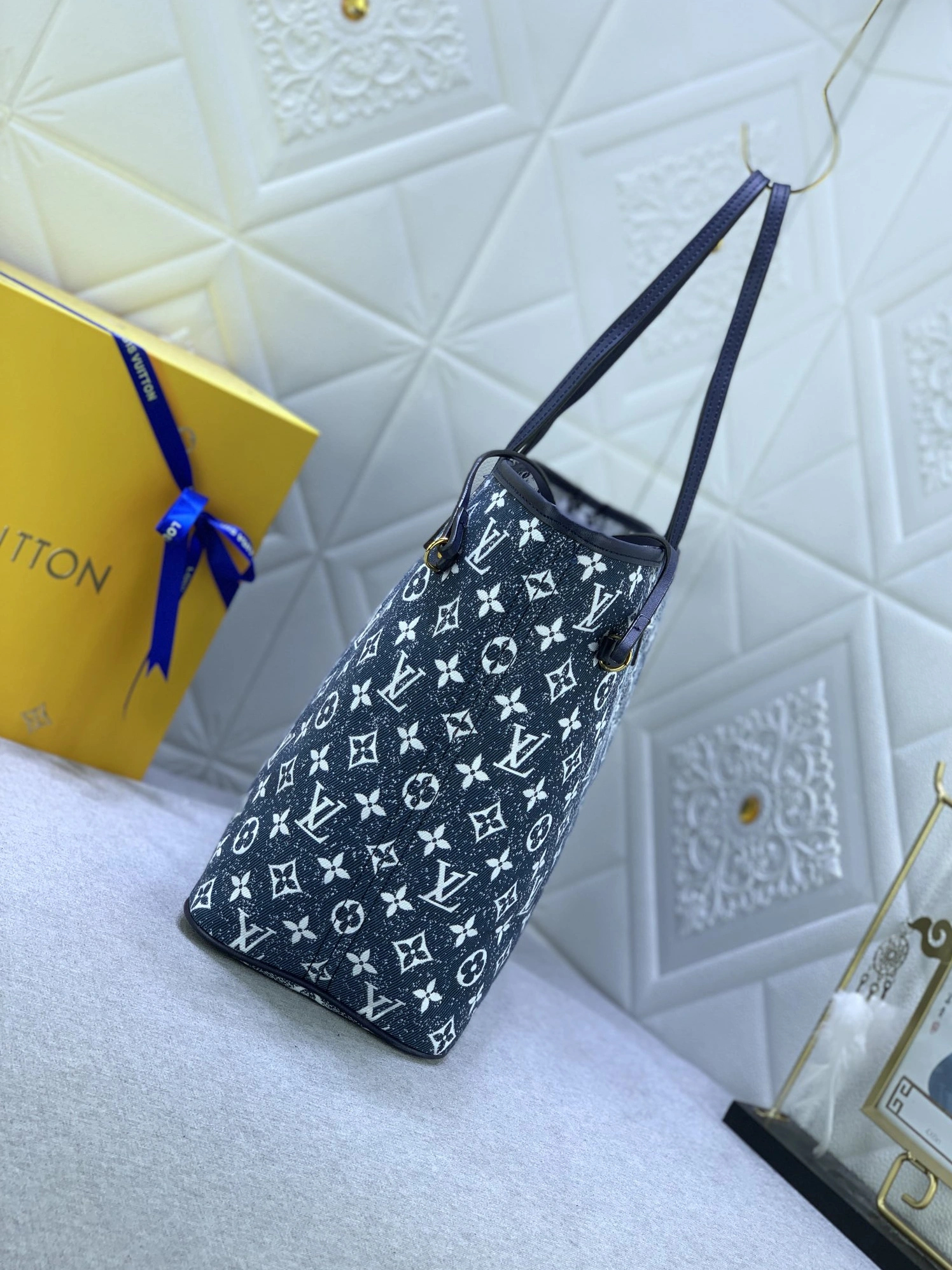 Louis Vuitton AAA Quality Shoulder Bags For Women GoodFit 7419 - Image 4