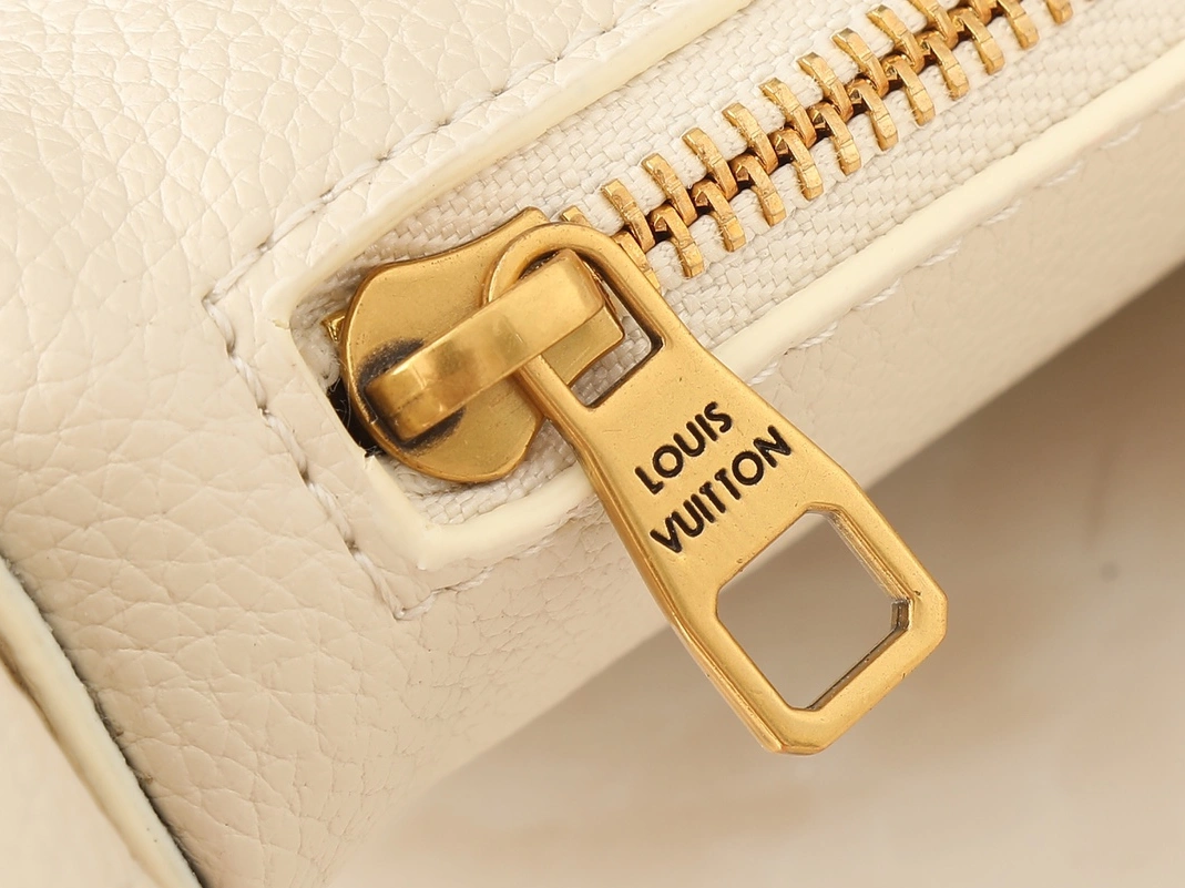 Louis Vuitton AAA Quality Shoulder Bags For Women Reliable 7085 - Image 7