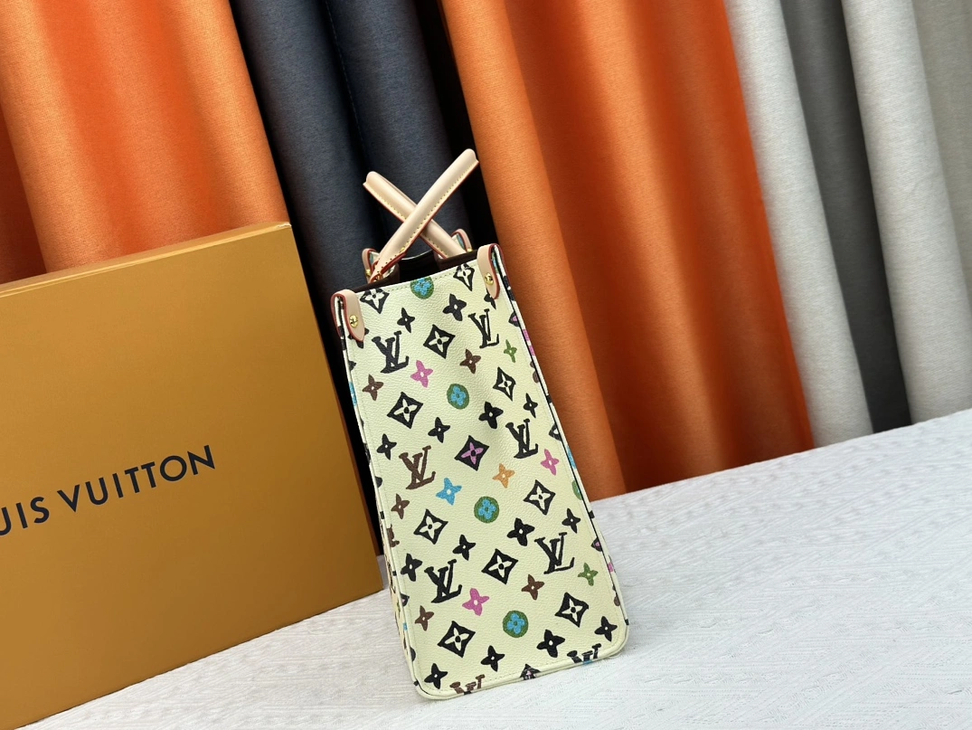 Louis Vuitton AAA Quality Tote-Handbags For Women Sleek 3563 - Image 3