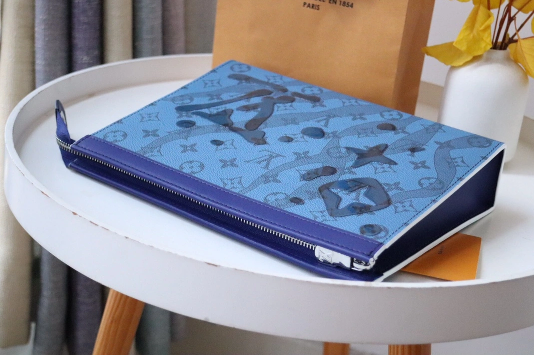 Louis Vuitton AAA Quality Wallets For Unisex HighQuality 2140 - Image 3