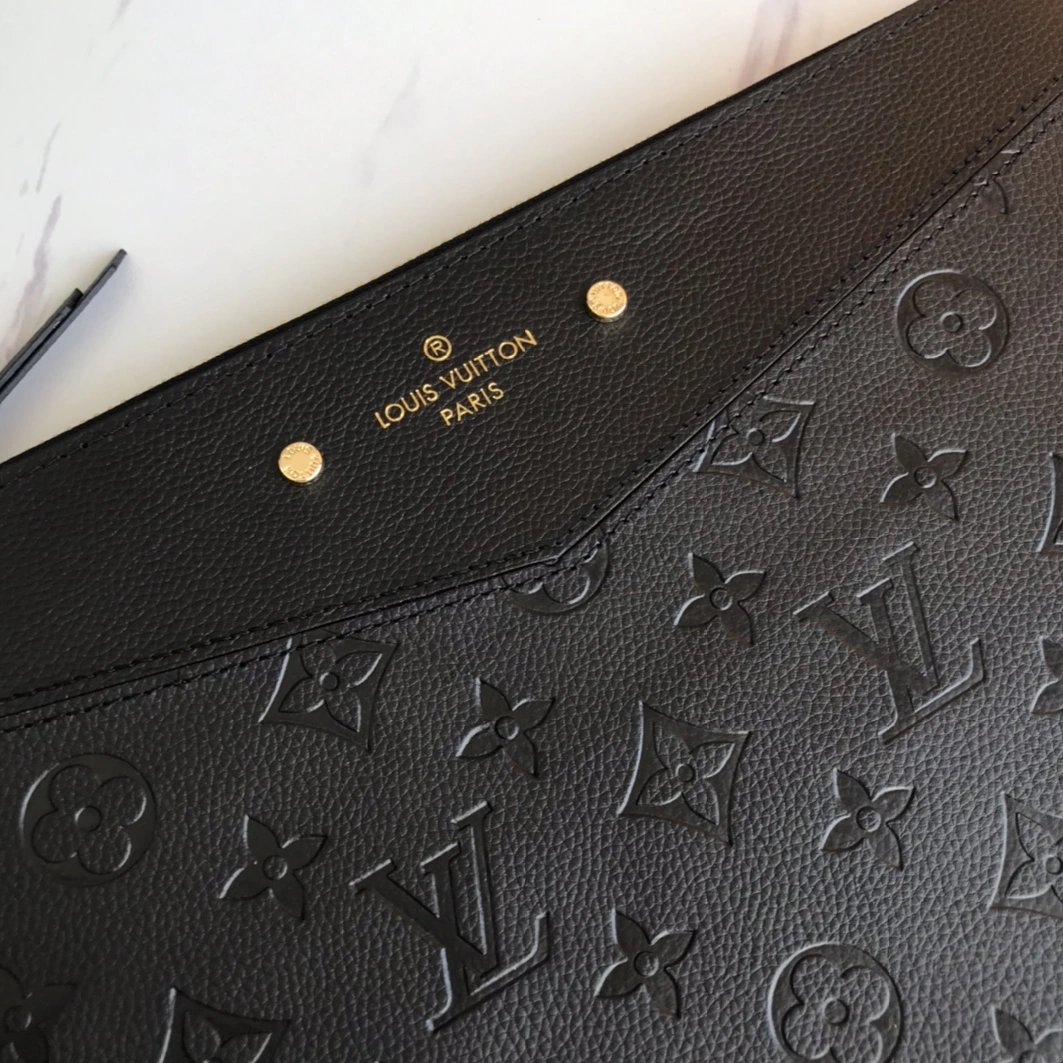 Louis Vuitton AAA Quality Wallets NewStyle 8777 - Image 5