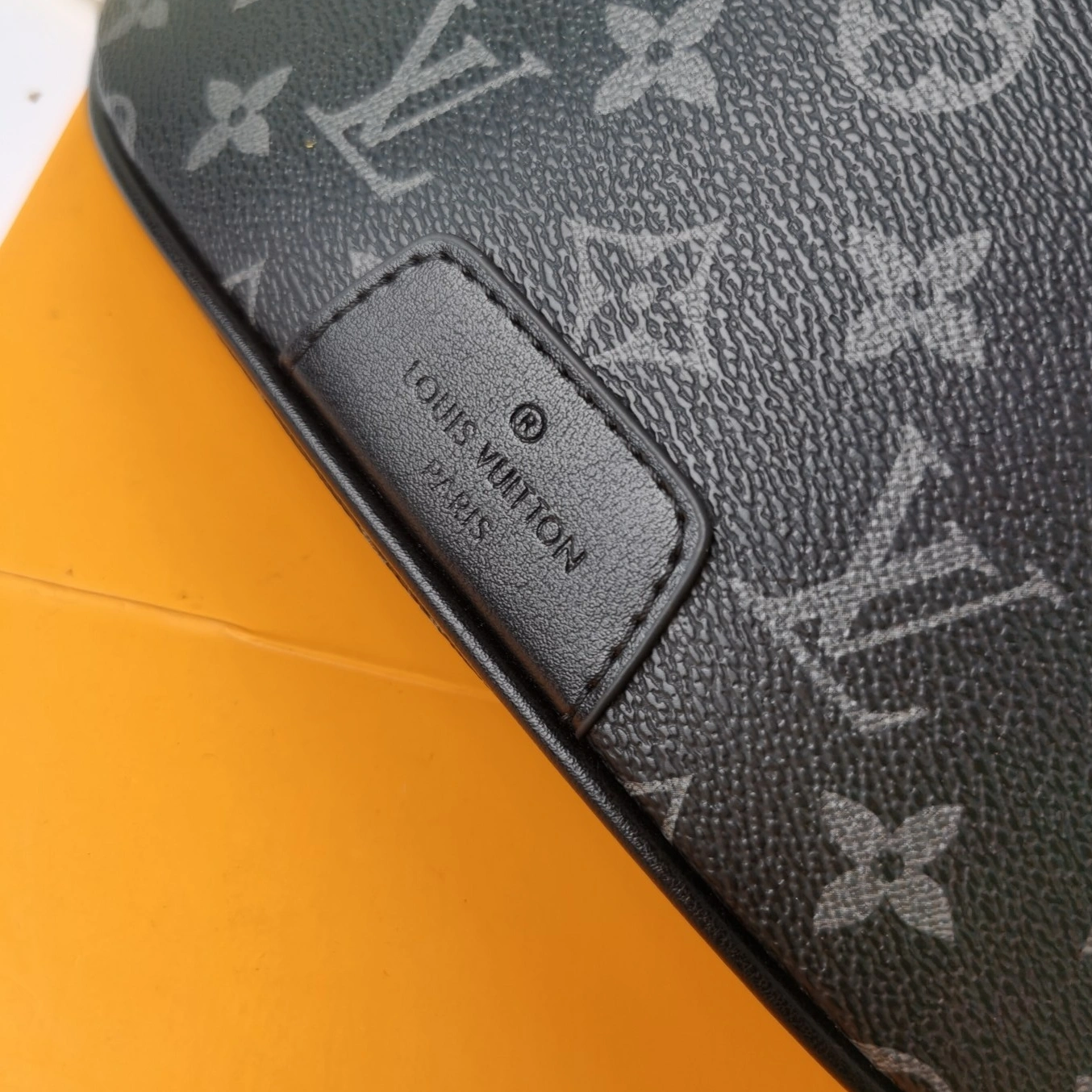 Louis Vuitton LV AAA Man Pockets Timeless 7653 - Image 6