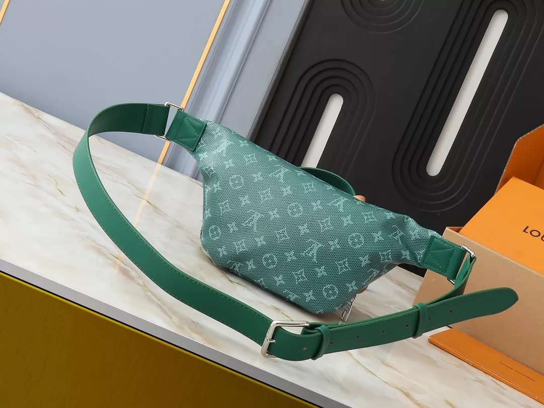 Louis Vuitton LV AAA Quality Belt Bags For Unisex AllSeason 3548 - Image 3