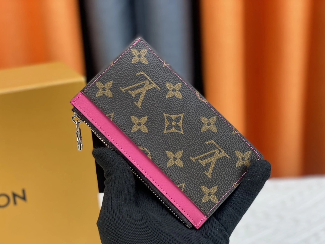 Louis Vuitton LV Card Case For Women Fashionable 7118